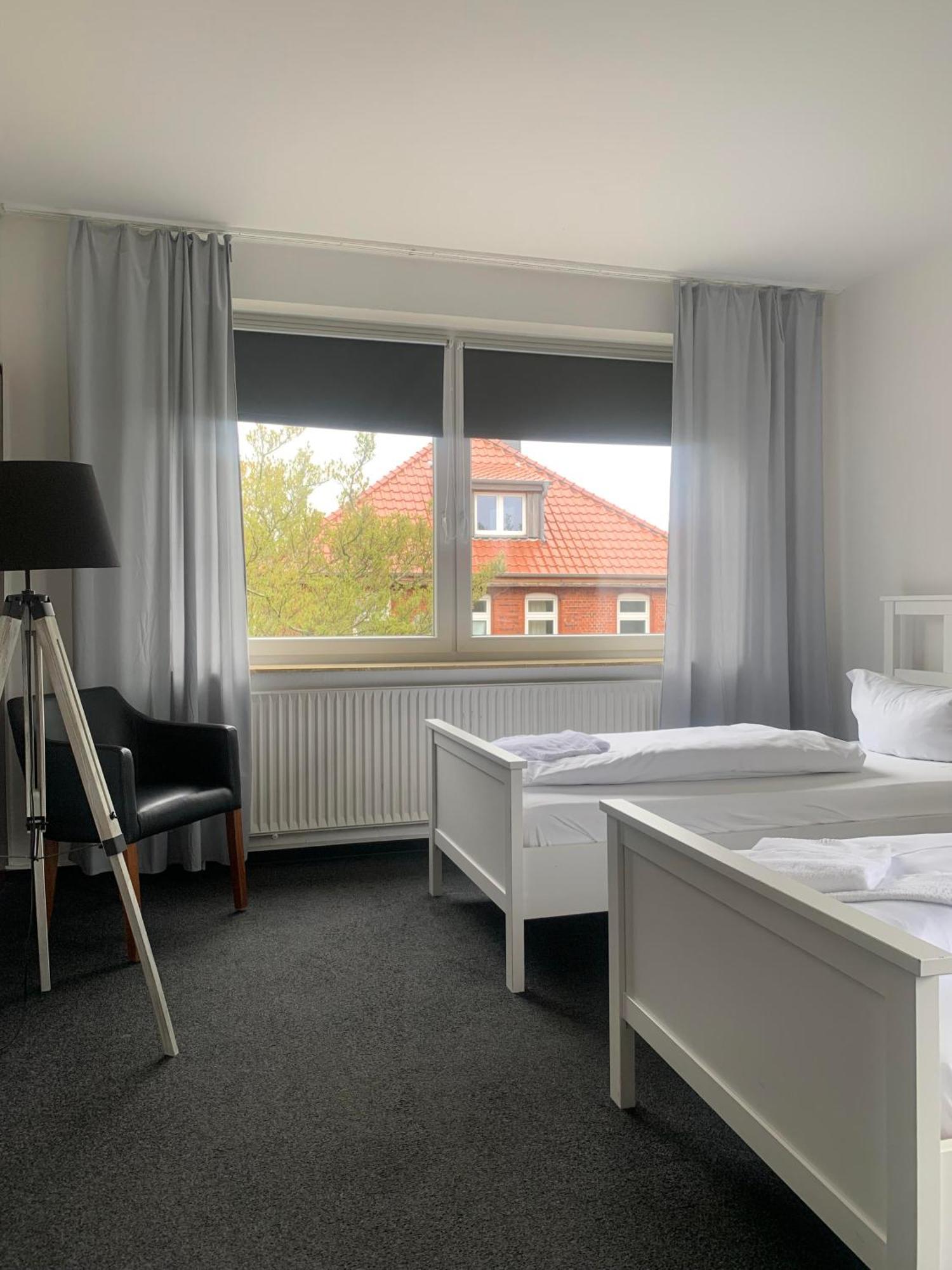 Hotel Calenberger Hof Wennigsen Exterior foto